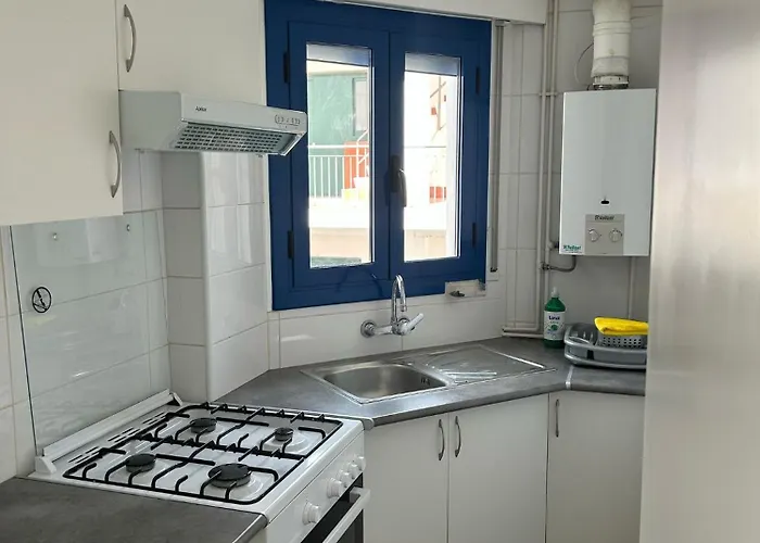 Casa Centro Port بيت للعطل